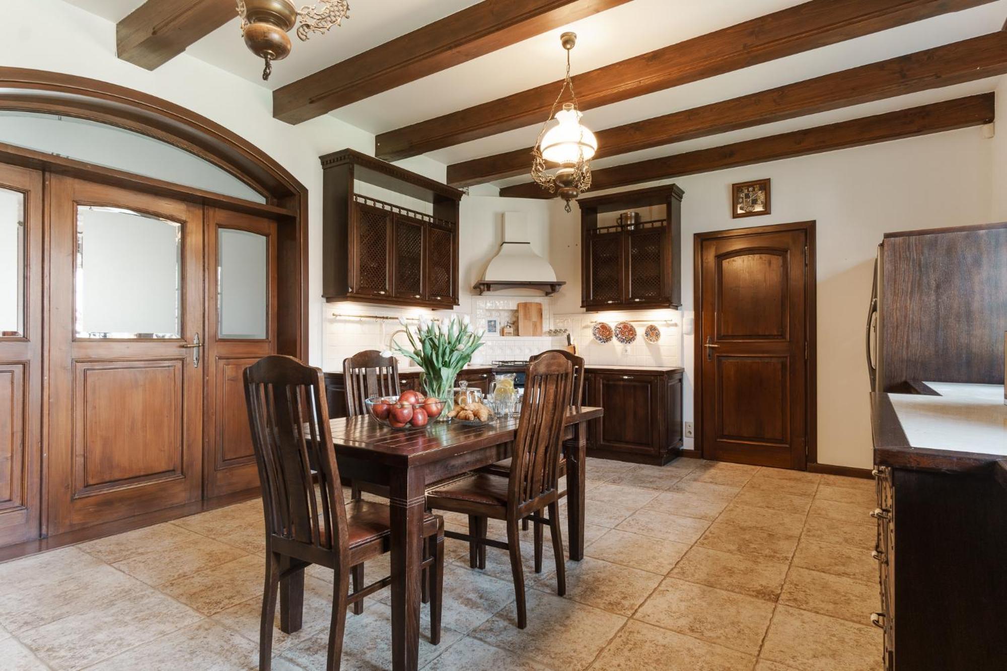 كراكوفيا Apartamenty W Dworku Cheval المظهر الخارجي الصورة